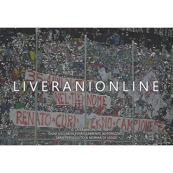 Ac Perugia 2012 2013 CAMPIONATO Lega Pro 1^ Divisione Perugia vs Carrarese NELLA FOTO TIFOSI PERUGIA PER RENATO CURI Riproduzione vietata senza il consenso dell\'autore info@settoncephotoagency.com AG ALDO LIVERANI S A S