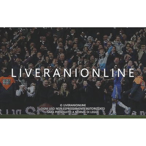 (121101) -- LONDON, Nov. 1, 2012 () -- Ramires of Chelsea celebrates scoring during the Capital One Cup Fourth Round match between Chelsea and Manchester United in London, Britain, on Oct. 31, 2012. Chelsea won 5-4. (/Wang Lili) FOR EDITORIAL USE ONLY. NOT FOR SALE FOR MARKETING OR ADVERTISING CAMPAIGNS. NO USE WITH UNAUTHORIZED AUDIO, VIDEO, DATA, FIXTURE LISTS, CLUB/LEAGUE LOGOS OR \'LIVE\' SERVICES. ONLINE IN-MATCH USE LIMITED TO 45 IMAGES, NO VIDEO EMULATION. NO USE IN BETTING, GAMES OR SINGLE CLUB/LEAGUE/PLAYER PUBLICATIONS. AG ALDO LIVERANI S A S ONLY ITALY