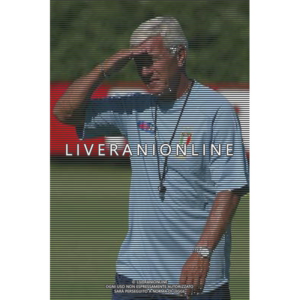 RADUNO ALLENAMENTO DELLA NAZIONALE ITALIANA A COVERCIANO 16/08/2004 NELLA FOTO MARCELLO LIPPI FOTO GIANNI NUCCI/AG ALDO LIVERANI