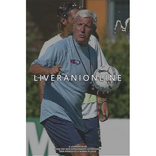 RADUNO ALLENAMENTO DELLA NAZIONALE ITALIANA A COVERCIANO 16/08/2004 NELLA FOTO MARCELLO LIPPI FOTO GIANNI NUCCI/AG ALDO LIVERANI