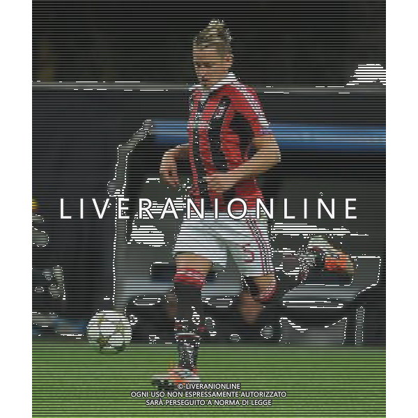 MILANO, 06-11-2012 / ©FOTO GIORGIO RAVEZZANI UEFA CHAMPIONS LEAGUE MILAN-MALAGA 1-1 NELLA FOTO : PHILIPPE MEXES AG ALDO LIVERANI S A S