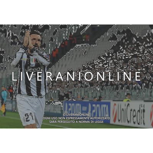 UEFA Champions League 2012/2013 Gruppo E Torino - 07.11.2012 Juventus-Nordsjaelland Nella Foto:pirlo risponde all\'applauso dei tifosi /Ph.Vitez-Ag. Aldo Liverani