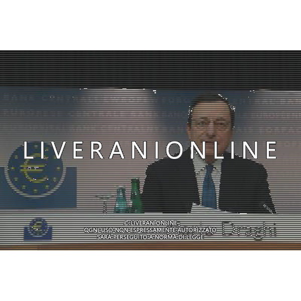 (121108) -- FRANKFURT, Nov. 8 () -- Mario Draghi, president of the European Central Bank (ECB), addresses a news conference at the ECB headquarters in Frankfurt, Germany, Nov.8, 2012. ECB decided on Thursday to leave interest rates unchanged and said it was ready to start its new bond-buying plan. (/Shen Zhengning) (pcy) /AGENZIA ALDO LIVERANI SAS/ITALY ONLY - EDITORIAL USE ONLY
