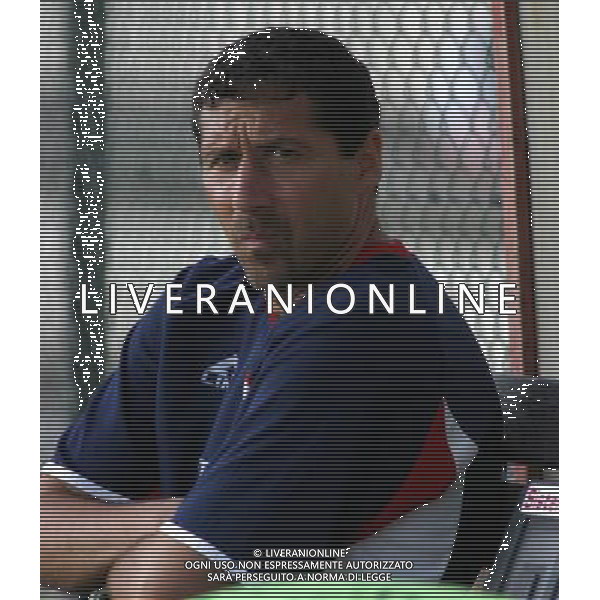 LODIGIANI - SASSARI TORRES COPPA ITALIA SERIE C 13/08/04 NELLA FOTO D\'ADDERIO SALVO FULVIO ALLENATORE TORRES FOTO LEONARDO CAVALLO/AG ALDO LIVERANI