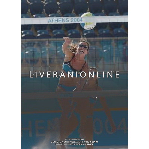 Atene 17-08-2004 olimpiadi 2004 beach volley femminile perrotta/gattelli:adriana bear/shelda nella foto gattelli daniela e perrotta lucilla ph marco luzzani/ag aldo liverani s.a.s.