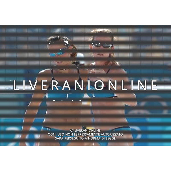 Atene 17-08-2004 olimpiadi 2004 beach volley femminile perrotta/gattelli:adriana bear/shelda nella foto gattelli daniela e perrotta lucilla ph marco luzzani/ag aldo liverani s.a.s.