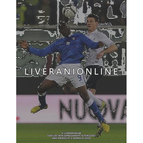 Amichevole Parma - 14.11.2012 Italia-Francia Nella Foto:balotelli-koscielny /Ph.Vitez-Ag. Aldo Liverani