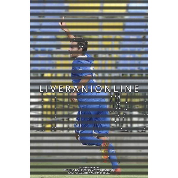 Frosinone - 14/11/2012 - Stadio Comunale Matusa - International Challenge Trophy - Nazionale Under 21 Lega Pro - Italia vs Russia - nella foto: Mattia Proietti esulta dopo il gol Â© Fabrizio Corradetti - Ag. Aldo Liverani sas