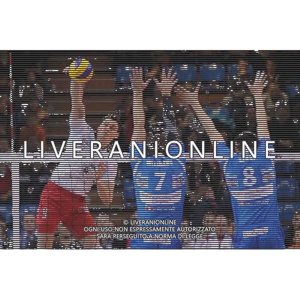 14.11.2012 RZESZOW SIATKOWKA LIGA MISTRZOW MEN CEV VOLLEYBALL CHAMPIONS LEAGUE 2013 MATCH ASSECO RESOVIA RZESZOW - BRE BANCA LANNUTTI CUNEO N/Z ZBIGNIEW BARTMAN EMANUEL KOHUT WOUT WIJSMANS FOT MACIEJ GOCLON / FOTONEWS/NEWSPIX.PL --- Newspix.pl AG ALDO LIVERANI S A S ONLY ITALY *** Local Caption *** www.newspix.pl mail us: info@newspix.pl call us: 0048 022 23 22 222 --- Polish Picture Agency by Ringier Axel Springer Poland
