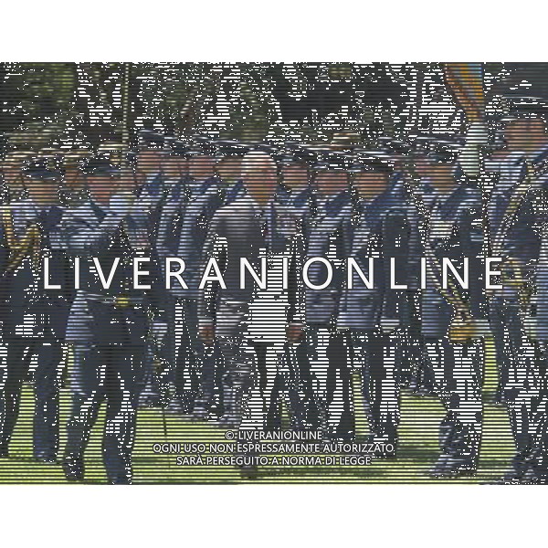 (121114) -- WELLINGTON, Nov. 14, 2012 () -- Britain\'s Prince Charles inspects the New Zealand Forces Guard of Honour after an official maori welcoming ceremony at Government House in Wellington, New Zealand, Nov. 14, 2012. Charles and his wife Camilla, the Duchess of Cornwall, arrived in Auckland on Saturday evening for a six-day visit to New Zealand to mark the Queen\'s Diamond Jubilee. (/Huang Xingwei) ©photoshot/AGENZIA ALDO LIVERANI SAS - ITALY ONLY - REALI INGLESI: Il principe Carlo d\'inghilterra con la moglie Camilla in visita in Australia