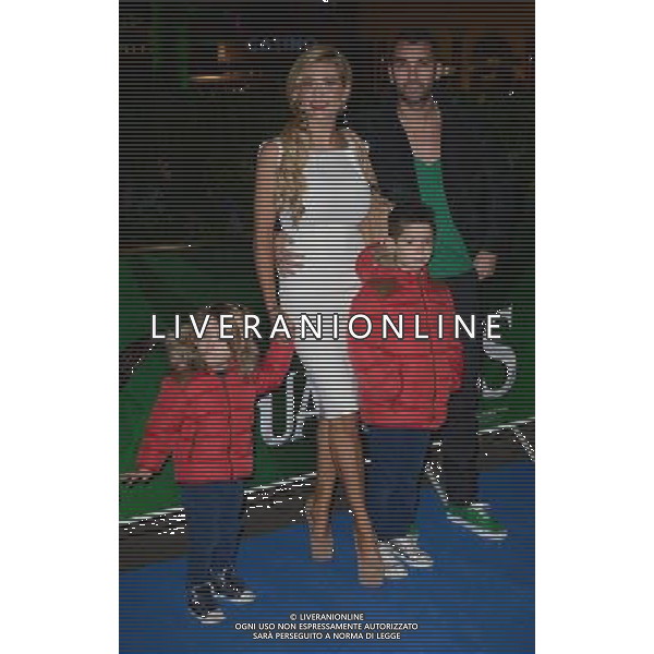 Nicola McLean and her husband Tom Williams arriving at the premiere for \'Rise Of The Guardians\' Empire cinema, Leicester Square, London on 15th November 2012 picture by Marc Larkin/Photoshot. /AGENZIA ALDO LIVERANI SAS/ITALY ONLY - EDITORIAL USE ONLY