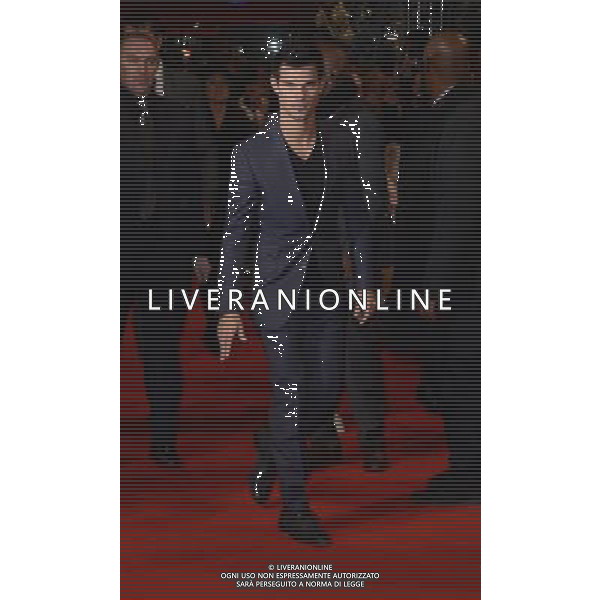 Taylor Lautner arriving at the \'Twilight Breaking Dawn Part 2\' Premiere, Leicester Square, London on 14th November 2012 picture by Marc Larkin/Photoshot. ITALY ONLY - EDITORIAL USE ONLY/AGENZIA ALDO LIVERANI SAS