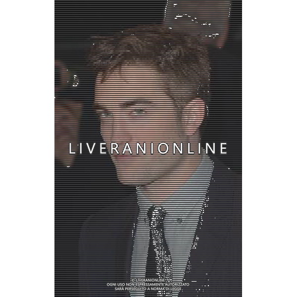 Robert Patinson arriving at the \'Twilight Breaking Dawn Part 2\' Premiere, Leicester Square, London on 14th November 2012 picture by Marc Larkin/Photoshot. ITALY ONLY - EDITORIAL USE ONLY/AGENZIA ALDO LIVERANI SAS