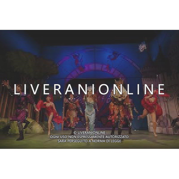 Cast members of Monty Python\'s \'Spamalot\' attend a press-preview at The Playhouse Theatre in London Stephen Tompkinson Anna Jane Casey ©photoshot/Agenzia Aldo Liverani Sas - ITALY ONLY - EDITORIAL USE ONLY