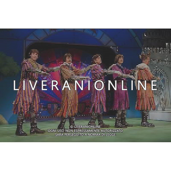 Cast members of Monty Python\'s \'Spamalot\' attend a press-preview at The Playhouse Theatre in London Stephen Tompkinson ©photoshot/Agenzia Aldo Liverani Sas - ITALY ONLY - EDITORIAL USE ONLY