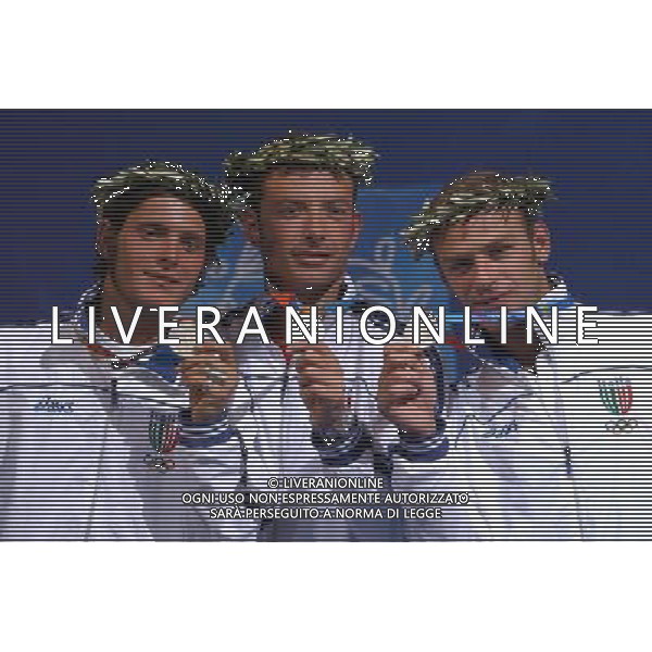 OLIMPIADI DI ATENE 19/08/2004 SCIABOLA A SQUADRE ALDO MONTANO, GIAMPIERO PASTORE E LUIGI TARANTINO MEDAGLIA D\'ARGENTO FOTO MARCO LUZZANI/AG ALDO LIVERANI