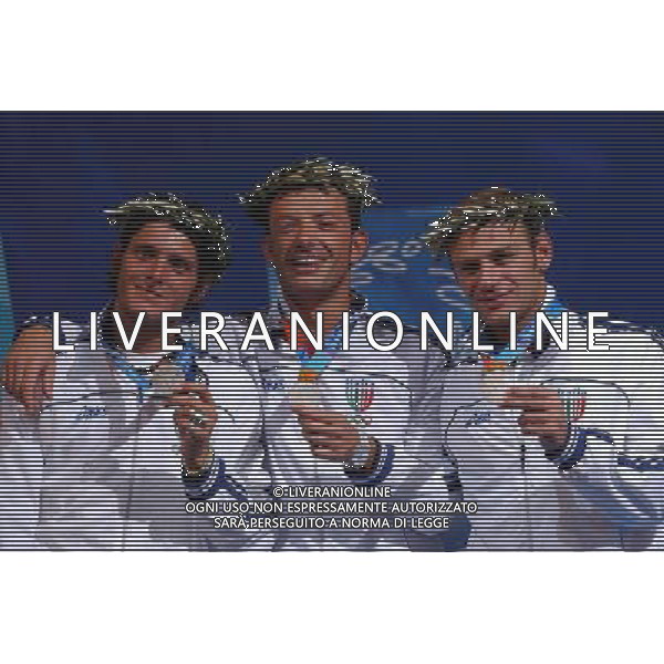 OLIMPIADI DI ATENE 19/08/2004 SCIABOLA A SQUADRE ALDO MONTANO, GIAMPIERO PASTORE E LUIGI TARANTINO MEDAGLIA D\'ARGENTO FOTO MARCO LUZZANI/AG ALDO LIVERANI