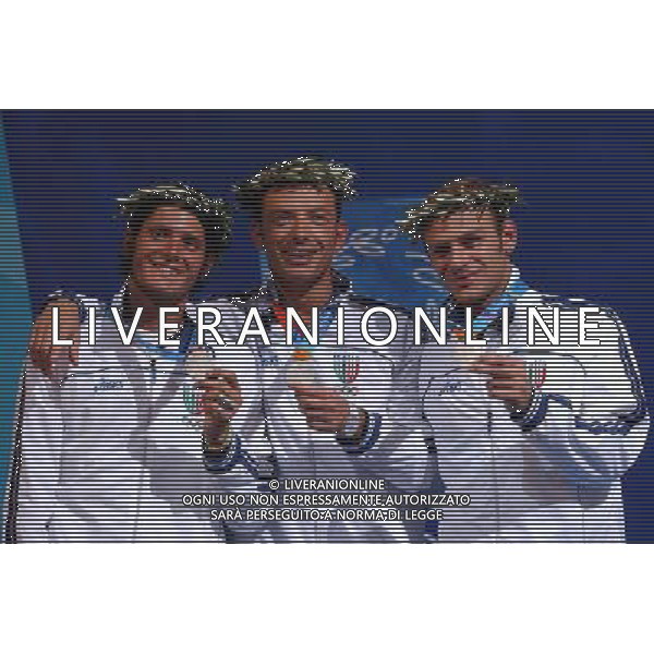 OLIMPIADI DI ATENE 19/08/2004 SCIABOLA A SQUADRE ALDO MONTANO, GIAMPIERO PASTORE E LUIGI TARANTINO MEDAGLIA D\'ARGENTO FOTO MARCO LUZZANI/AG ALDO LIVERANI
