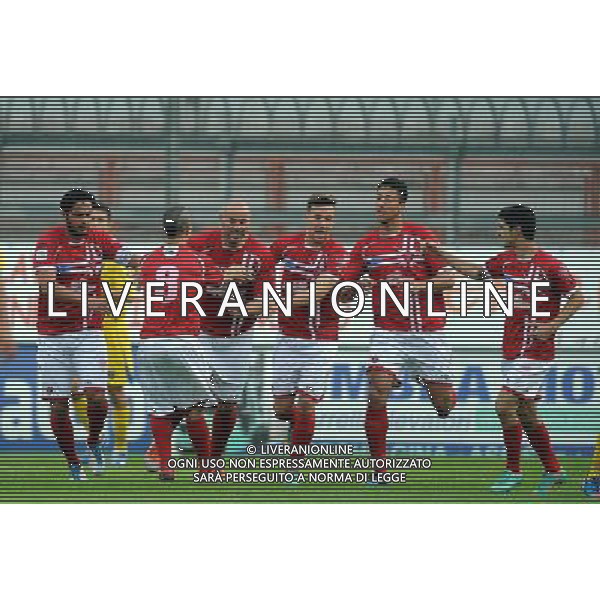 PERUGIA FROSINONE LEGA PRO 18/11/2012 NELLA FOTO ABBRACCI PERUGIA FOTO SETTONCE-AG ALDO LIVERANI S A S