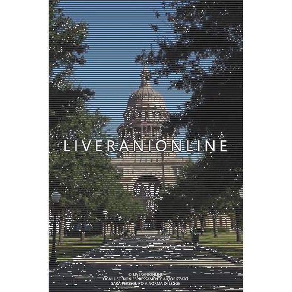 The Texas Capitol in Austin. 14.11.2012. Formula 1 World Championship, Rd 19, United States Grand Prix, Austin, Texas, USA, Preparation Day. - www.xpbimages.com, EMail: requests@xpbimages.com - copy of publication required for printed pictures. Every used picture is fee-liable. © Copyright: Photo4 / XPB Images AG ALDO LIVERANI S A S ONLY ITALY