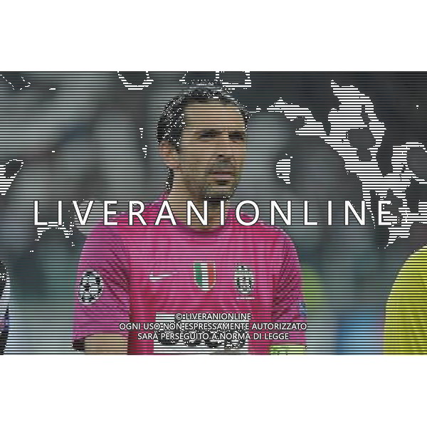 UEFA Champions League - 5¡ giornata fase a gironi Gruppo E Torino 20-11-2012 Juventus - Chelsea nella foto: Gianluigi Buffon (Juventus) foto Roberto Garavaglia - ag. Aldo Liverani sas