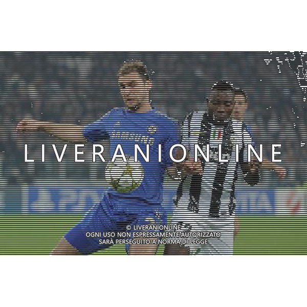 UEFA Champions League - 5¡ giornata fase a gironi Gruppo E Torino 20-11-2012 Juventus - Chelsea nella foto: Branislav Ivanovic (Chelsea) a SX e Kwadwo Asamoah (Juventus) foto Roberto Garavaglia - ag. Aldo Liverani sas