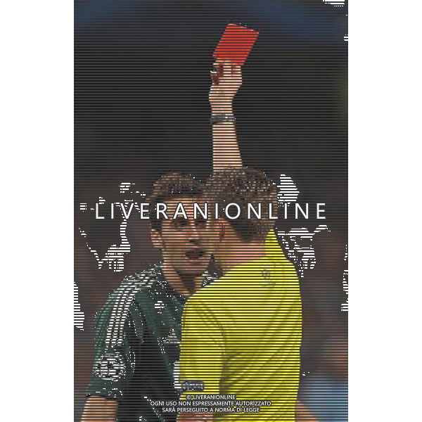 Real Madrid\'s Alvaro Arbeloa is red carded..Football - UEFA Champions League Group D - Manchester City v Real Madrid - Wednesday 21st November 2012 - Etihad Stadium - Manchester.. AG ALDO LIVERANI S A S ONLY ITALY
