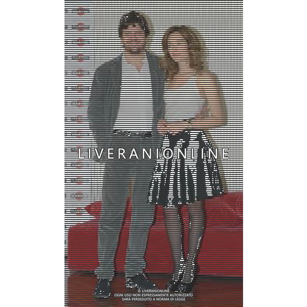 MILANO 21/11/2012 TERRAZZA MARTINI P.zza DIAZ, 7 PHOTOCALL DEL FILM: \'IL PEGGIOR NATALE DELLA MIA VITA\' NELLA FOTO FABIO DE LUIGI E LAURA CHIATTI FOTO ROMANO/AG ALDO LOIVERANI