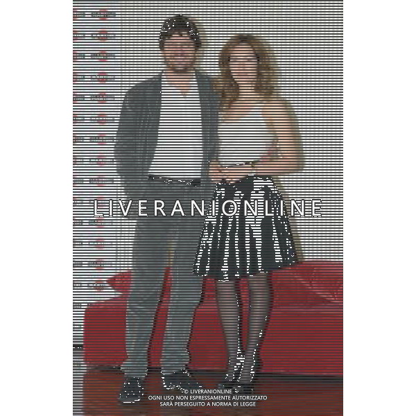 MILANO 21/11/2012 TERRAZZA MARTINI P.zza DIAZ, 7 PHOTOCALL DEL FILM: \'IL PEGGIOR NATALE DELLA MIA VITA\' NELLA FOTO FABIO DE LUIGI E LAURA CHIATTI FOTO ROMANO/AG ALDO LOIVERANI