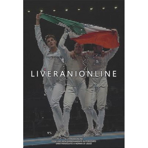 OLIMPIADI ATENE 21/08/2004 FIORETTO A SQUADRE MEDAGLIA D\'ORO ANDREA CASSARA\', SALVATORE SANZO E VANNI SIMONE FOTO MARCO LUZZANI/AG ALDO LIVERANI