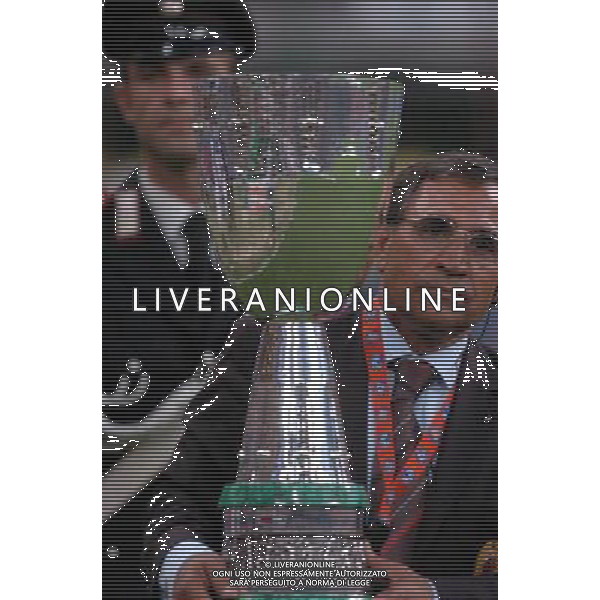 Milano Stadio di san Siro 21/08/2004 Milan - Lazio Supercoppa Italiana nella foto il trofeo foto filippo venezia/ag aldo liverani