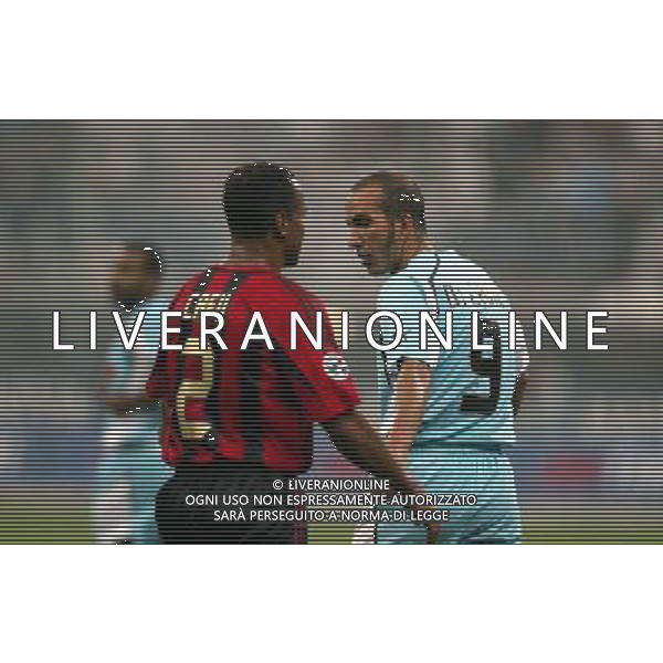 Milano Stadio di san Siro 21/08/2004 Milan - Lazio Supercoppa Italiana nella foto cafu e Paolo Di Canio foto filippo venezia/ag aldo liverani