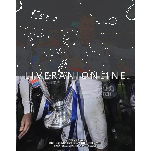 Petr Cech Celebrates with the European Cup Chelsea Champions League Final 2012 Bayern Munich Vs Chelsea (1-1) AET Chelsea Win on Penalties (4-3) after penalty Shoot-Out 19/05/12 Champions League Final 2012 Photo: Robin Parker Fotosports International AG ALDO LIVERANI S A S ONLY ITALY