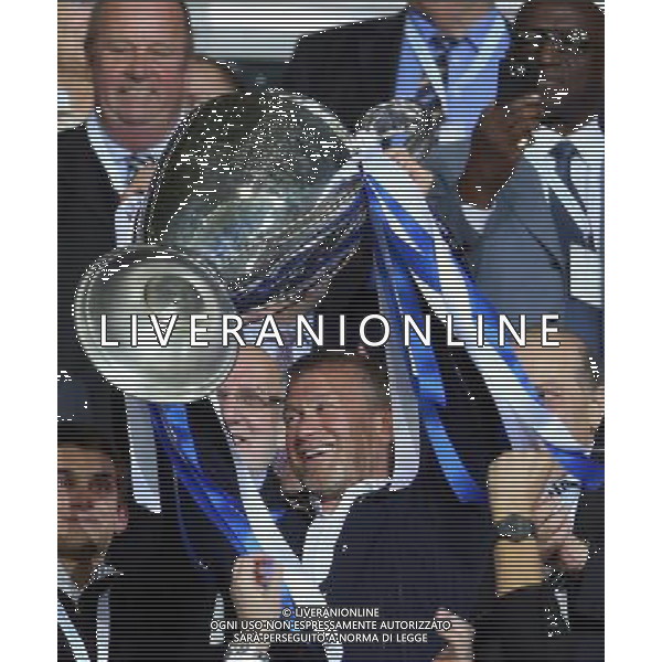 Roman Abramovich Owner Celebrates with the European Cup Chelsea Champions League Final 2012 Allianz Arena Munich Bayern Munich v Chelsea (1-1) AET Chelsea win on penalties 4-3 ) Champions League Final 19/05/2012 Photo: Robin Parker Fotosports International AG ALDO LIVERANI S A S ONLY ITALY