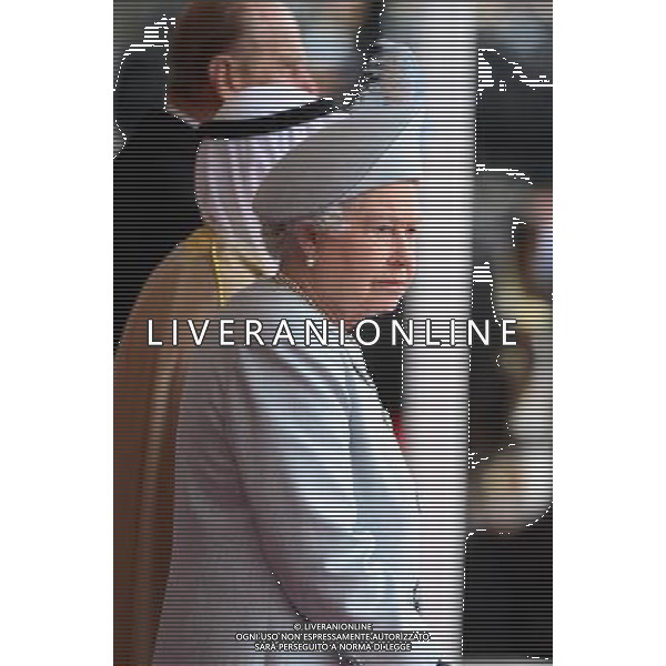 Queen Elizabeth II State Visit by the Amir of the State of Kuwait, Windsor Castle, Berkshire, Britain - 27 Nov 2012 ©photoshot/AGENZIA ALDO LIVERANI SAS - ITALY ONLY - La Visita di Stato dell\'emiro dello Stato del Kuwait, alla Regina Elisabetta II d\'inghilterra al Castello di Windsor, Berkshire, Regno Unito - 27 Novembre 2012