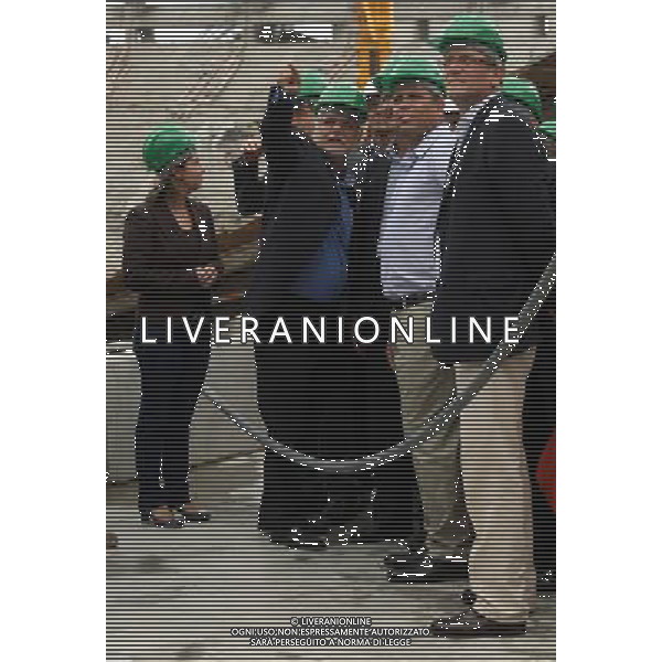 (121127) -- RIO DE JANEIRO, Nov. 27, 2012 () -- FIFA Secretary General Jerome Valcke (R) and former Brazilian striker and member of the 2014 World Cup local organizing committee Ronaldo (C) visit Maracana Stadium in Rio de Janeiro, Brazil, on Nov. 26, 2012. (/Celso Pupo) ©photoshot/AGENZIA ALDO LIVERANI SAS - ITALY ONLY - Il segretario generale Fifa Jerome Valcke, accompagnato dall\'ex attaccante brasiliano Ronaldo e il ministro dello Sport brasiliano Aldo Rebelo, in visita allo stadio Maracana Rio de Janeiro, in Brasile, il 26 novembre 2012.