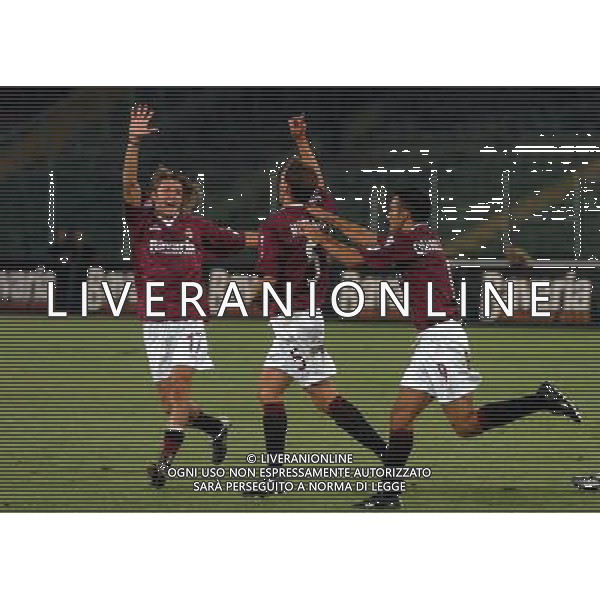 torino-empoli coppa italia tim cup 22/08/2004 nella foto esultanza dopo il gol di mezzano foto gigi arcaini/ag aldo liverani