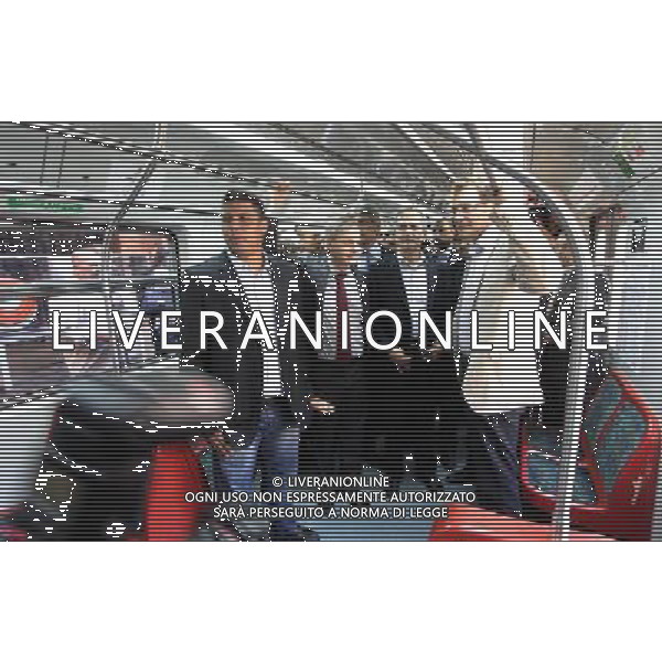 (121129) -- SAO PAULO, Nov. 29, 2012 () -- Former Brazilian player Ronaldo, representative of the Municipality of Sao Paulo Gilmar Tadeu, Brazil\'s Sports Minister Aldo Rebelo and General Secretary of the Federation International of Football Association (FIFA) Jerome Valcke (L-R) talk while traveling on a train to inspect the work on the new Corinthians Stadium, in Itaquera, to east of Sao Paulo, Brazil, on Nov. 28, 2012. A delegation of the Federation International of Football Association (FIFA) and members of the Local Organization Committee (LOC) of the 2014 FIFA World Cup Brazil, headed by General Secretary of FIFA Jerome Valcke, Brazil\'s Sports Minister Aldo Rebelo, representative of the Municipality of Sao Paulo Gilmar Tadeu, Secretary of State Government of Sao Paulo Julio Semeghini and former Brazilian players Ronaldo and Bebeto inspected the work at the new Corinthians Stadium on Wednesday. (/Nilton Fukuda/AGENCIA ESTADO) (ae) (jp) (py) ©photoshot/AGENZIA ALDO LIVERANI SAS - ITALY ONLY - Una delegazione della FIFA World Cup 2014 e l\'ex giocatore Ronaldo durante un sopralluogo per ispezionare i lavori al nuovo stadio Corinthians, in Itaquera, ad est di San Paolo, in Brasile, il 28 Novembre 2012.