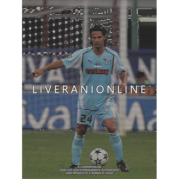 MILAN - LAZIO SUPERCOPPA ITALIANA 21/08/2004 NELLA FOTO FERNANDO COUTO AGENZIA ALDO LIVERANI