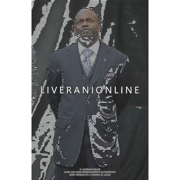 NEW YORK, NY - DECEMBER 03: Emmitt Smith speaks at a media launch of the new Lincoln Motor Company MKZ sedan in front of Avery Fisher Hall, Lincoln Center Plaza on December 3, 2012 in New York City. Ford is renaming its Lincoln division as the Lincoln Motor Co., as it looks to revive the luxury brand. The MKZ will arrive at dealerships later this month and will start at $35,925. The MKZ is the first of seven new Lincoln\'s that will go on sale by 2015. /AGENZIA ALDO LIVERANI SAS/ITALY ONLY - EDITORIAL USE ONLY