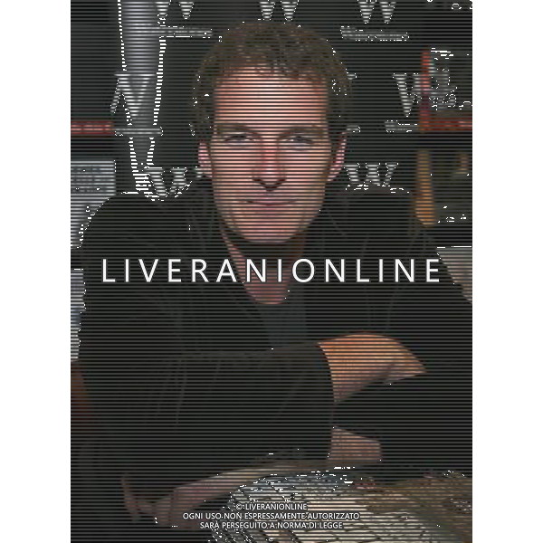 Dan Snow at Waterstones Oxford to promote his book Battle Castles Oxford England AG ALDO LIVERANI S A S ONLY ITALY