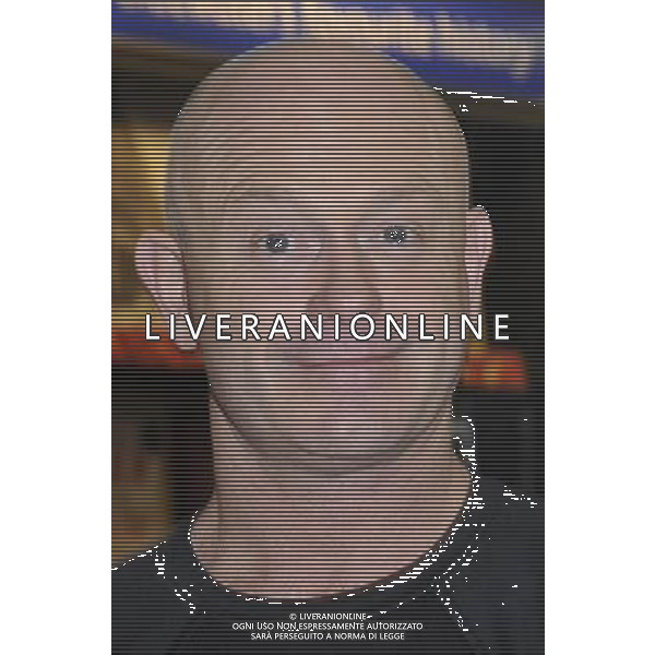 Ross Kemp at a Signing of his new book \'Raiders: WWII Britain\'s Most Daring Special Operations\' at Waterstones, Bluewater Shopping Centre, Greenhithe, Kent on Monday 3 December 2012. AG ALDO LIVERANI S A S ONLY ITALY
