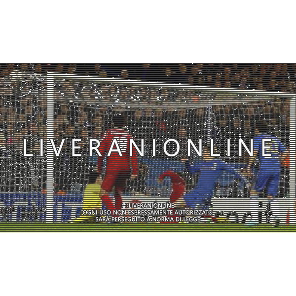 Chelsea\'s Fernando Torres scores his sides fourth goal 4-1 Football - UEFA Champions League Group E - Chelsea v Nordsj¾lland - Wednesday 5th December 2012 - Stamford Bridge - London © CameraSport - 43 Linden Ave. Countesthorpe. Leicester. England. LE8 5PG - Tel: +44 (0) 116 277 4147 - admin@camerasport.com - www.camerasport.com AG ALDO LIVERANI S A S ONLY ITALY