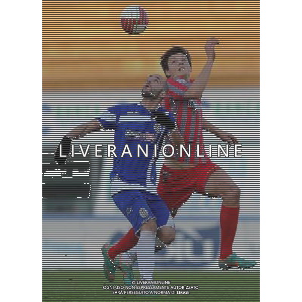 Coppa Italia Lega Pro Girone A 2012/2013 3Â° Giornata Cremona - 05.12.2012 Cremonese-Viareggio Nella Foto:Conson Diego-Djuric Milan /Ph.Vitez-Ag. Aldo Liverani