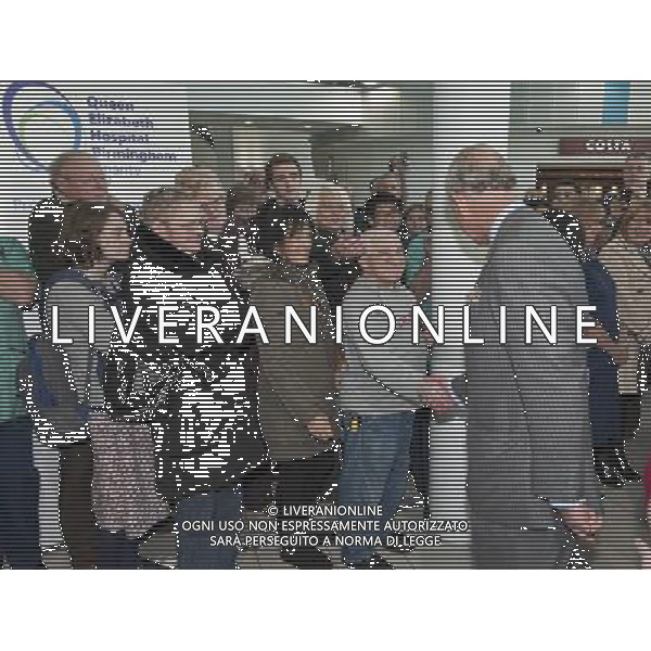 The Prince of Wales meets members of the public during his visit to The Centre for Defence Medicine based at the Queen Elizabeth Hospital Birmingham. ©photoshot/AGENZIA ALDO LIVERANI SAS - ITALY ONLY - REALI INGLESI: Carlo d\'inghilterra, Principe di Galles in visita al Centro di Medicina della difesa con sede presso il Queen Elizabeth Hospital Birmingham 