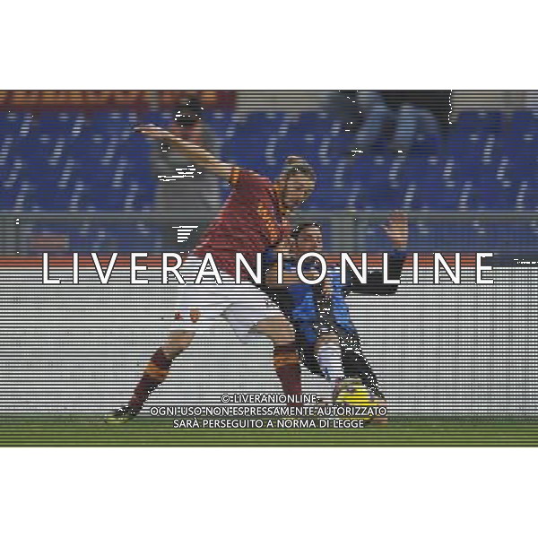 Roma - 11/12/2012 - Stadio Olimpico - Ottavi di finale TIM CUP 2012/2013 - Roma vs Atalanta - nella foto: balzaretti e schelotto Â© Fabrizio Corradetti - Ag. Aldo Liverani sas