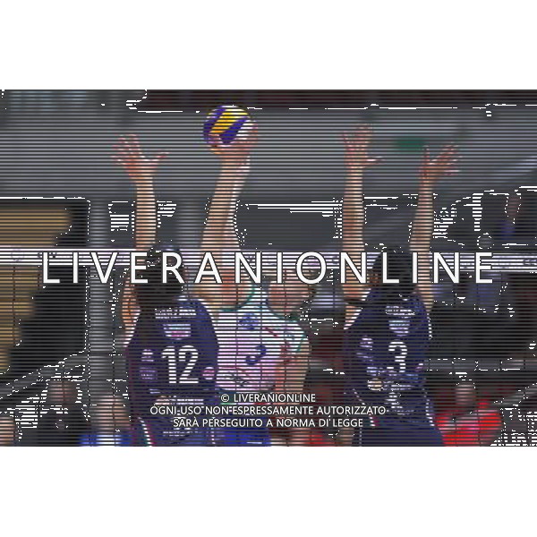 11.12.2012 SOPOT ERGO ARENA SIATKOWKA KOBIET LIGA MISTRZYN SEZON 2012/2013 WOMEN VOLLEYBALL CEV CHAMPIONS LEAGUE SEASON 2012/2013 MECZ ATOM TREFL SOPOT - ASYSTEL CARNAGHI VILLA CORTESE N/Z ERIKA KELLY PEREIRA COIMBRA FOT PIOTR MATUSEWICZ / PRESSFOCUS NEWSPIXPL --- Newspix.pl AG ALDO LIVERANI S A S ONLY ITALY *** Local Caption *** www.newspix.pl mail us: info@newspix.pl call us: 0048 022 23 22 222 --- Polish Picture Agency by Ringier Axel Springer Poland