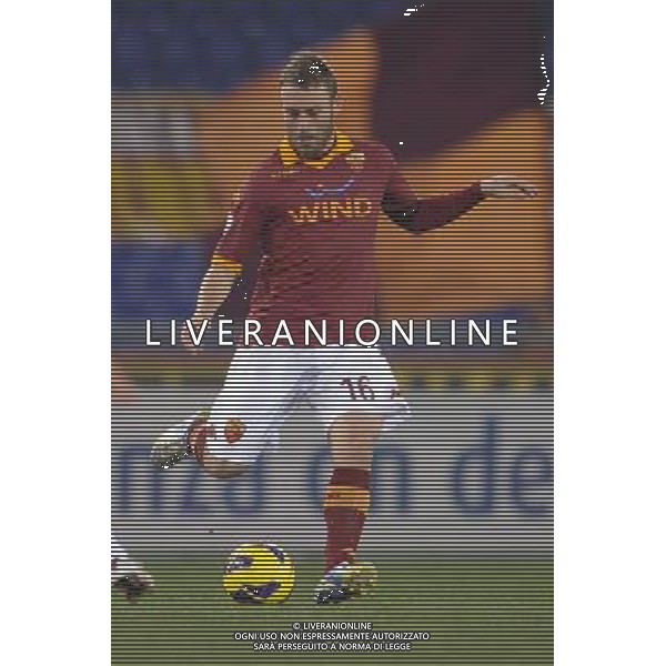 Roma - 11/12/2012 - Stadio Olimpico - Ottavi di finale TIM CUP 2012/2013 - Roma vs Atalanta - nella foto: Daniele De Rossi Â© Fabrizio Corradetti - Ag. Aldo Liverani sas