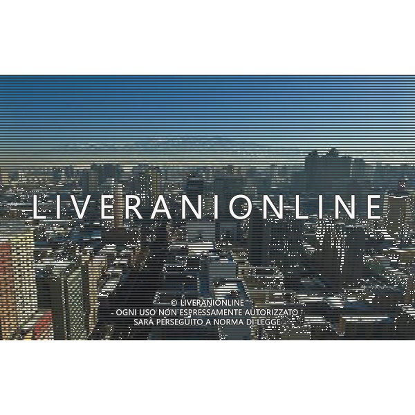 (121211) -- URUMQI, Dec. 11, 2012 () -- Photo taken on Dec. 10, 2012 shows the scene of Urumqi, capital of northwest China\'s Xinjiang Uygur Autonomous Region. According to the local environmental protection agency, up to Dec. 10, Urumqi had 279 days of fairly good air quality in 2012, three days more than that in 2011. (/Wang Fei) (mp) ©photoshot/AGENZIA ALDO LIVERANI SAS - ITALY ONLY - Veduta panoramica della citta\' di Urumqi, capitale della regione nord-occidentale cinese dello Xinjiang Uygur Cina 10 dicembre 2012