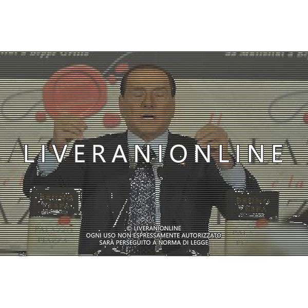 Silvio Berlusconi alla presentazione dell\'ultimo libro di Bruno Vespa, \'Il palazzo e la piazza\' a Roma 12/12/2012 ©Corradetti/Agenzia Aldo Liverani Sas